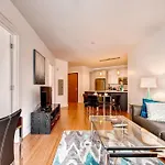 Global Luxury Suites At The Financial District