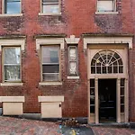 112 Myrtle St #9 By Live Stay Boston