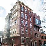 112 Myrtle St #7 By Live Stay Boston