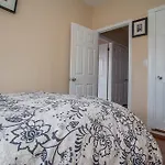 2 Bedroom In Downtown Boston Close To South Station And Chinatown