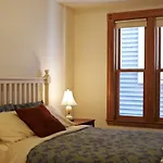 Roseclair At Upham\'S Corner Apts
