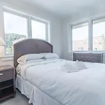 Two-Bedroom On Massachusetts Avenue Apt 5