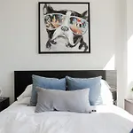 One-Bedroom On Harrison Avenue Apt 206