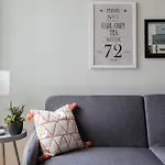 One-Bedroom On D Street Apt 234