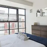 One-Bedroom On Boylston Street Apt 603