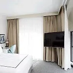 The Godfrey Hotel 4*