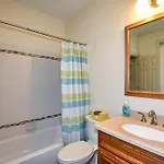 2 Bedroom In Jamaica Plain With Parking * Boston