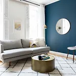 Modern Back Bay Suites By Sonder