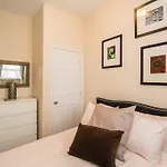 2 Bedroom Apartment In Downtown Boston