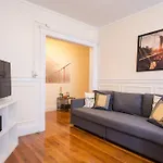 Super Location 2 Bedroom By The Green Line With Parking Spot