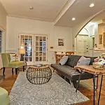 Iconic Beacon Hill Apartment On Quiet Street