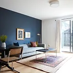 One-Bedroom On Tremont Street W203