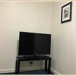 Cozy Garden Level Apartment, Walking Distance To Boston Famous Scenes, Charles River, Mit, Fenway