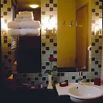 Hotel Charlesmark Boston