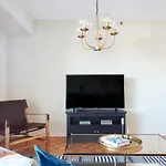 Classic Mission Hill Suites By Sonder