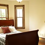 Roseclair At Upham\'S Corner Apts
