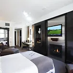 Fifteen Beacon 5* Boston