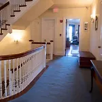 Bed & Breakfast The Gryphon House 3*
