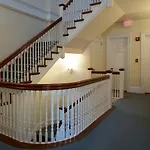 Bed & Breakfast The Gryphon House 3*