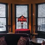 Bed & Breakfast The Gryphon House