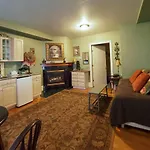 The Gryphon House 3*