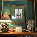 Bed & Breakfast The Gryphon House