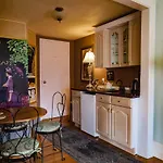 Bed & Breakfast The Gryphon House