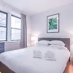 One-Bedroom On Warrenton Street Apt 3