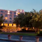 Hotel Doubletree By Hilton Bayside