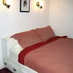 Back Bay Beacon Apartment Boston