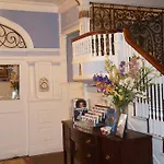 Guest house 463 Beacon Street Boston