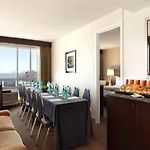 Doubletree By Hilton Bayside 3*