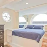 Back Bay Beacon Apartment *