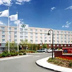 Hotel Doubletree By Hilton Bayside Boston