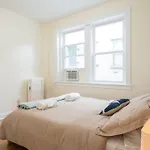Stunning 2 Bedroom Apartment By Boston University With Parking