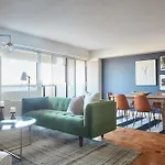 Classic Mission Hill Suites By Sonder