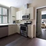 Studio On Arch Street Apt 4C