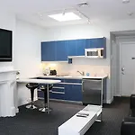 Apartment Stylish On Newbury St, Is Boston! #12 Boston