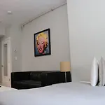 Apartment Stylish On Newbury St, Is Boston! #12 Boston