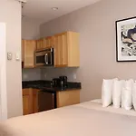 Apartment Stylish Downtown In The South End, C. Ave #1 *