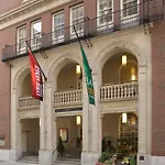 Hotel 140 3*