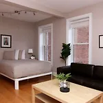 Apartment Stylish Downtown In The Southend, C.ave# 2 Boston