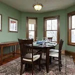 Mayhew At Upham\'S Corner Apts