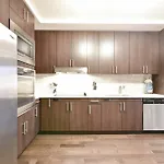 Global Luxury Downtown