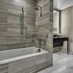 Four Seasons One Dalton Street, 5*