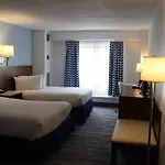 Constitution Inn