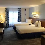 Constitution Inn