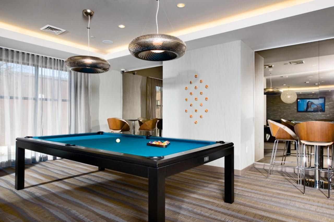 Global Luxury East * Boston