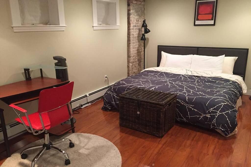 Apartment Parking - Private Entrance - King Beds *