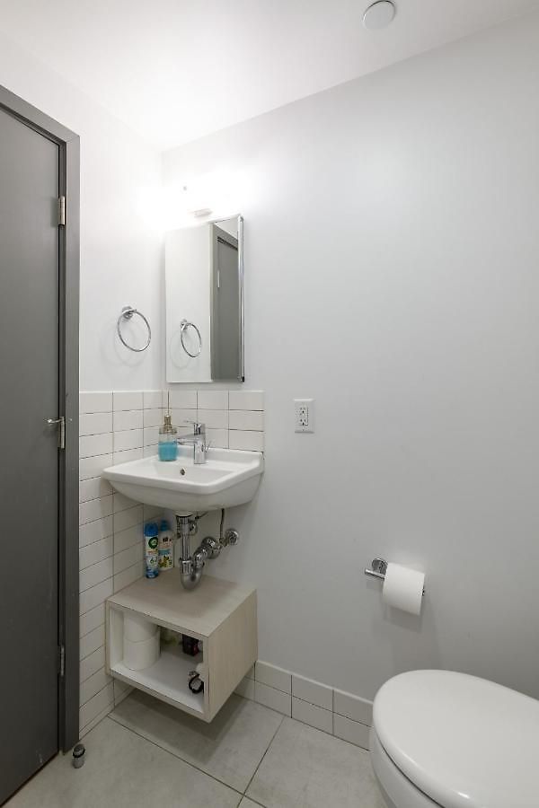 Apartment Small Fully Equipped Contemporary Near Mgh Boston